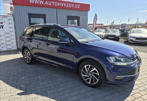 Volkswagen Golf 1,5 TSI VII EVO Sound 1.MAJITELKA