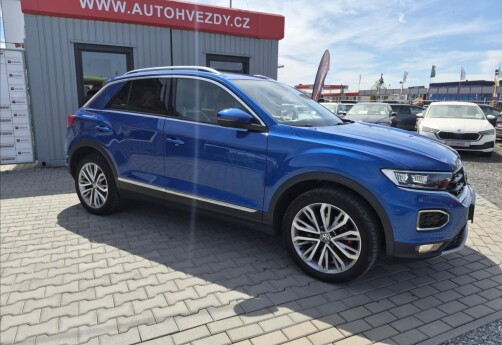Volkswagen T-Roc 2,0 TSI R-LINE DSG 4x4 S.KNIHA