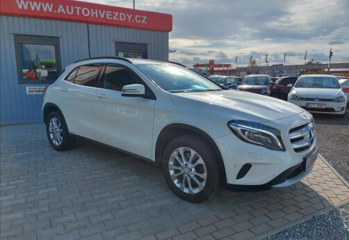 Mercedes-Benz GLA 250 4Matic ČR 2.MAJITELKA