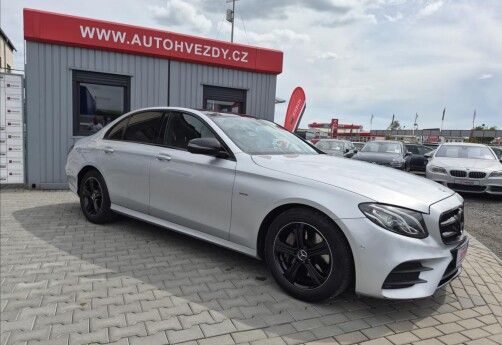 Mercedes-Benz Třídy E 220d AMG 2.MAJITEL