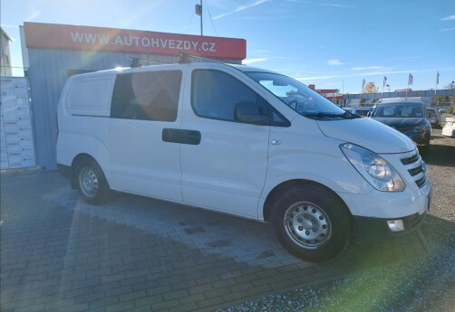 Hyundai H 1 2,5 CRDi 6míst ČR 2.majitel S.KNIHA