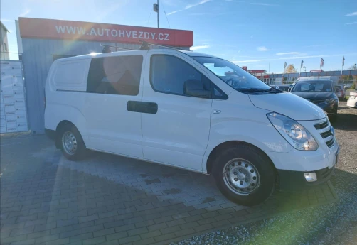 Hyundai H 1 2,5 CRDi 6míst ČR 2.majitel S.KNIHA